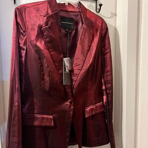Rock & Republic- size 14- red metallic ‘Baroque’ fitted jacket. NWT.